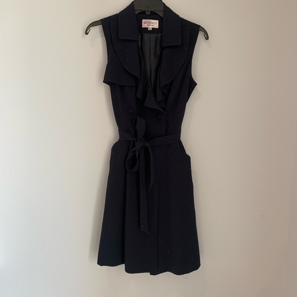 Women’s Navy Blue Studio 1 Size 8P.